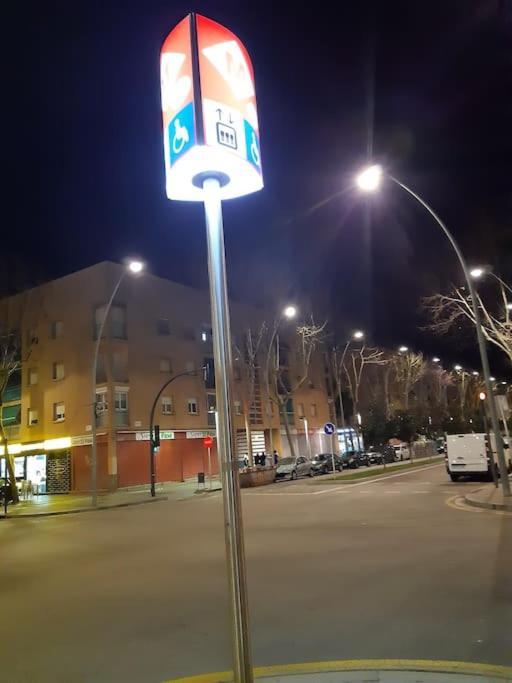 Gran Apartamento Cerca Del Aeropuerto Leilighet El Prat de Llobregat Eksteriør bilde